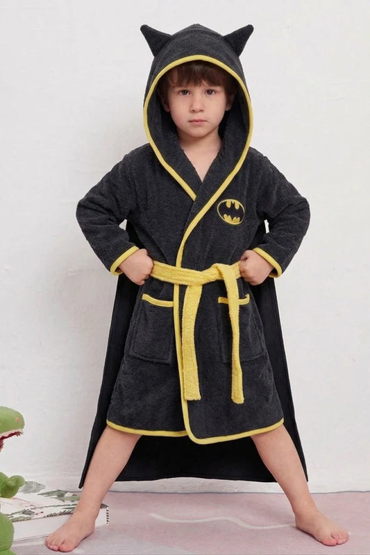 Batman Hooded Kids Bathrobe – Dark Grey & Black (Ages 4 & 6) Save 40%